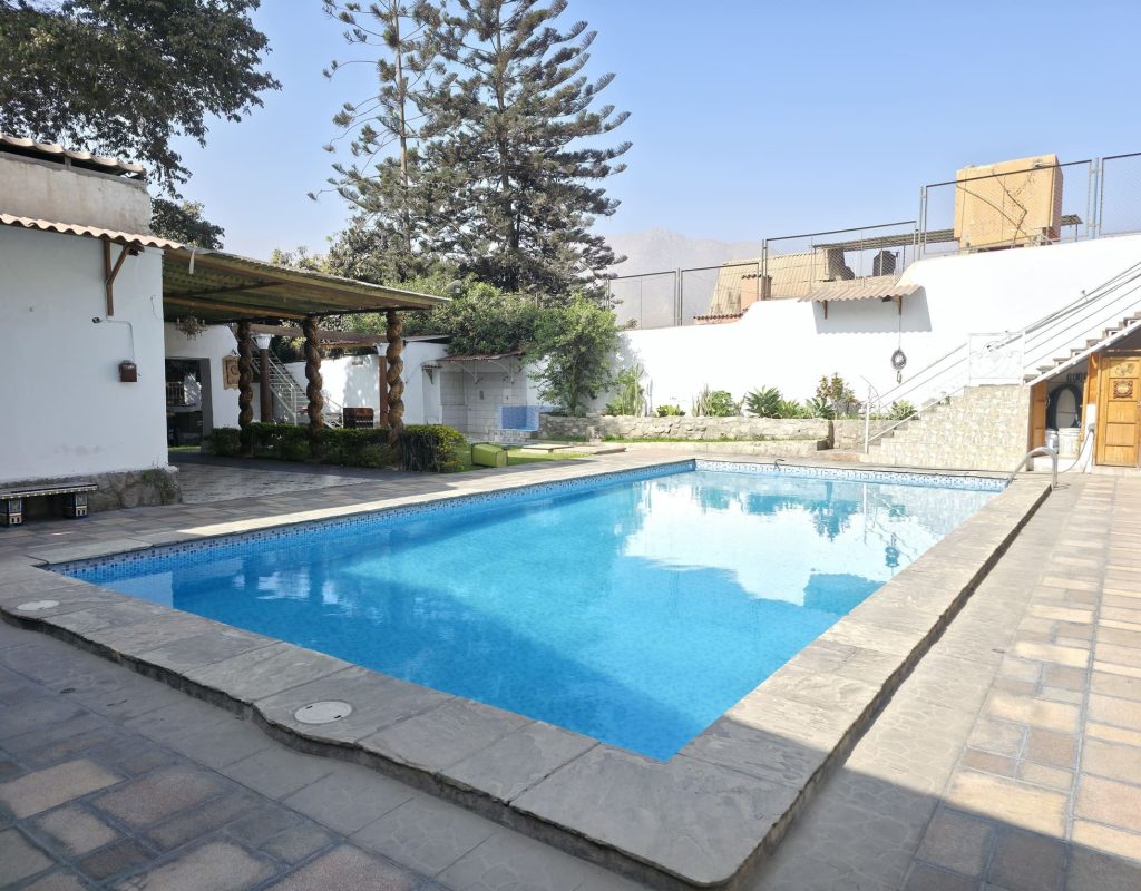 Piscina (1) (1)
